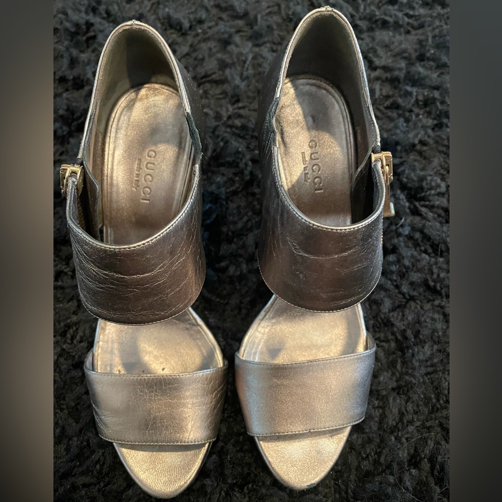 Gucci heels